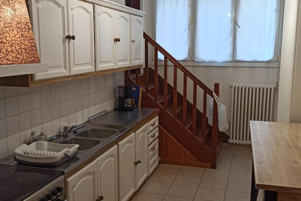 Petite Maison De Bourg Proche A84 Ducey-Les Cheris Exterior foto